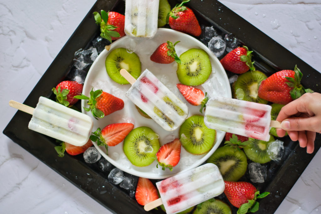 Kiwi-And-Strawberry-Popsicles-with-Chia-On-A-Popsicle-Stick