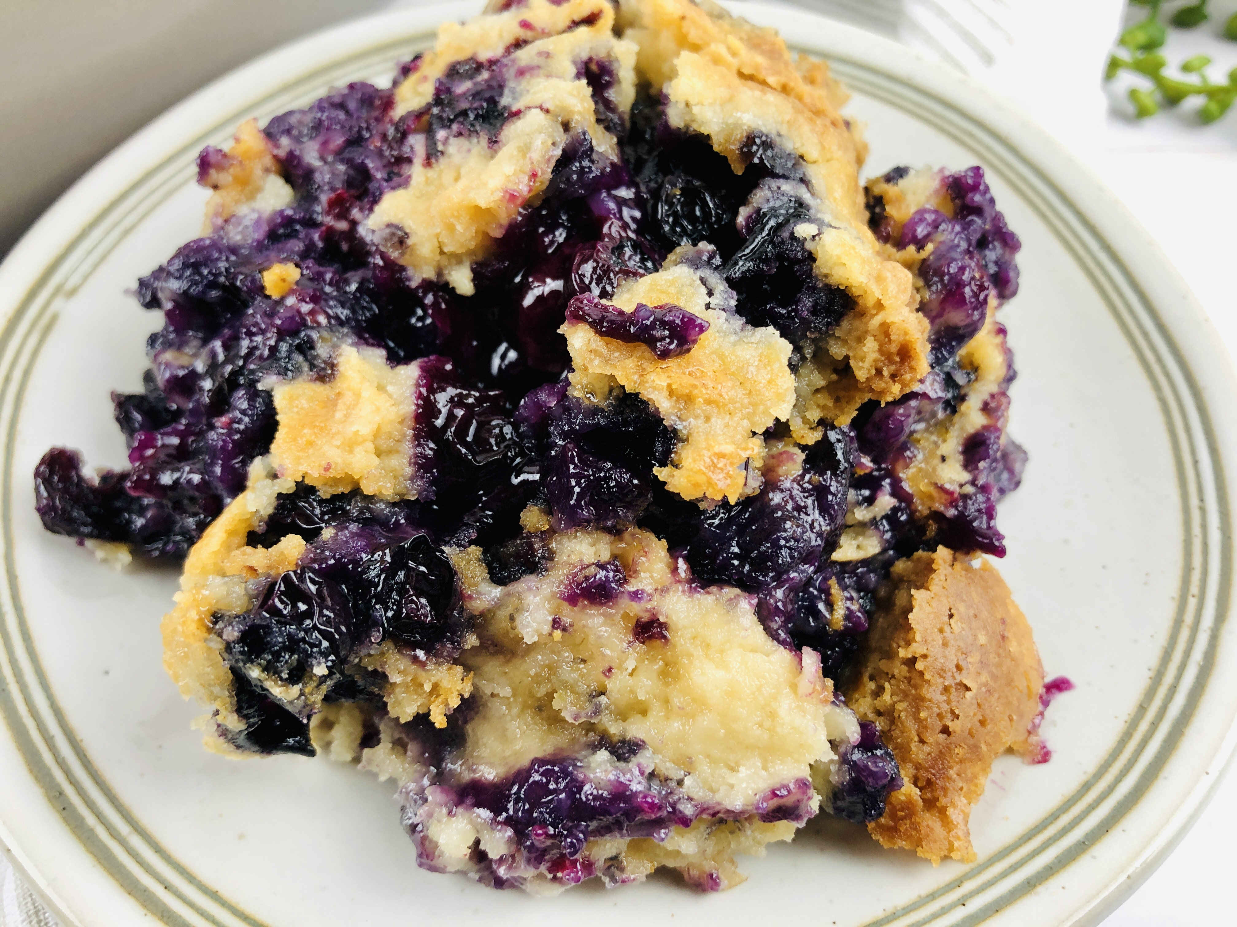 Blueberry Dump Cake - Stephanie's Way