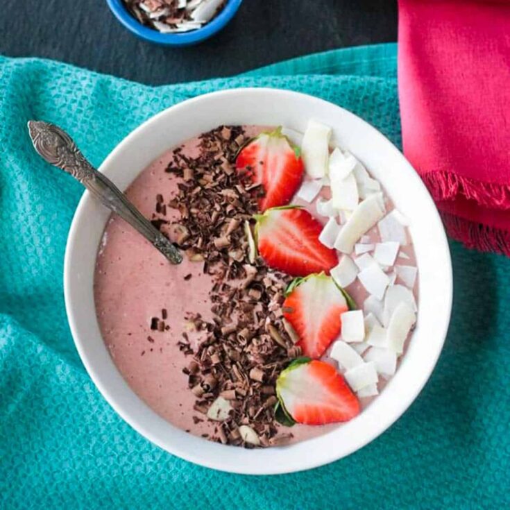 Image for Chocolate Strawberry Smoothie Bowl (Dairy-Free!) ~ Veggie Inspired