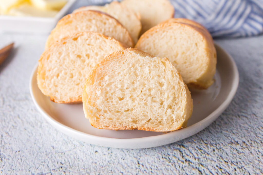 Easy-White-Bread-Baguette-bread-slicked-enlarged